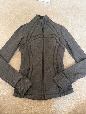 Lululemon define Women’s Grey Zip-Up Athletic Jacket